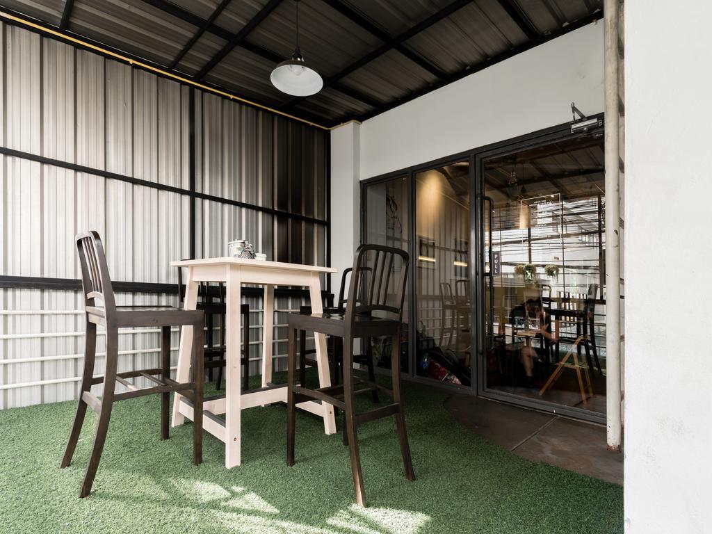 Good One Poshtel & Cafe Bar Vandrarhem Bangkok Exteriör bild